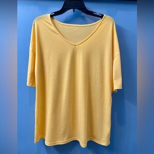 Yellow Buttercup V Neck Scoop T-shirt Top Blouse size XL Golden Yellow color